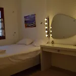 Verantaki * Kythnos